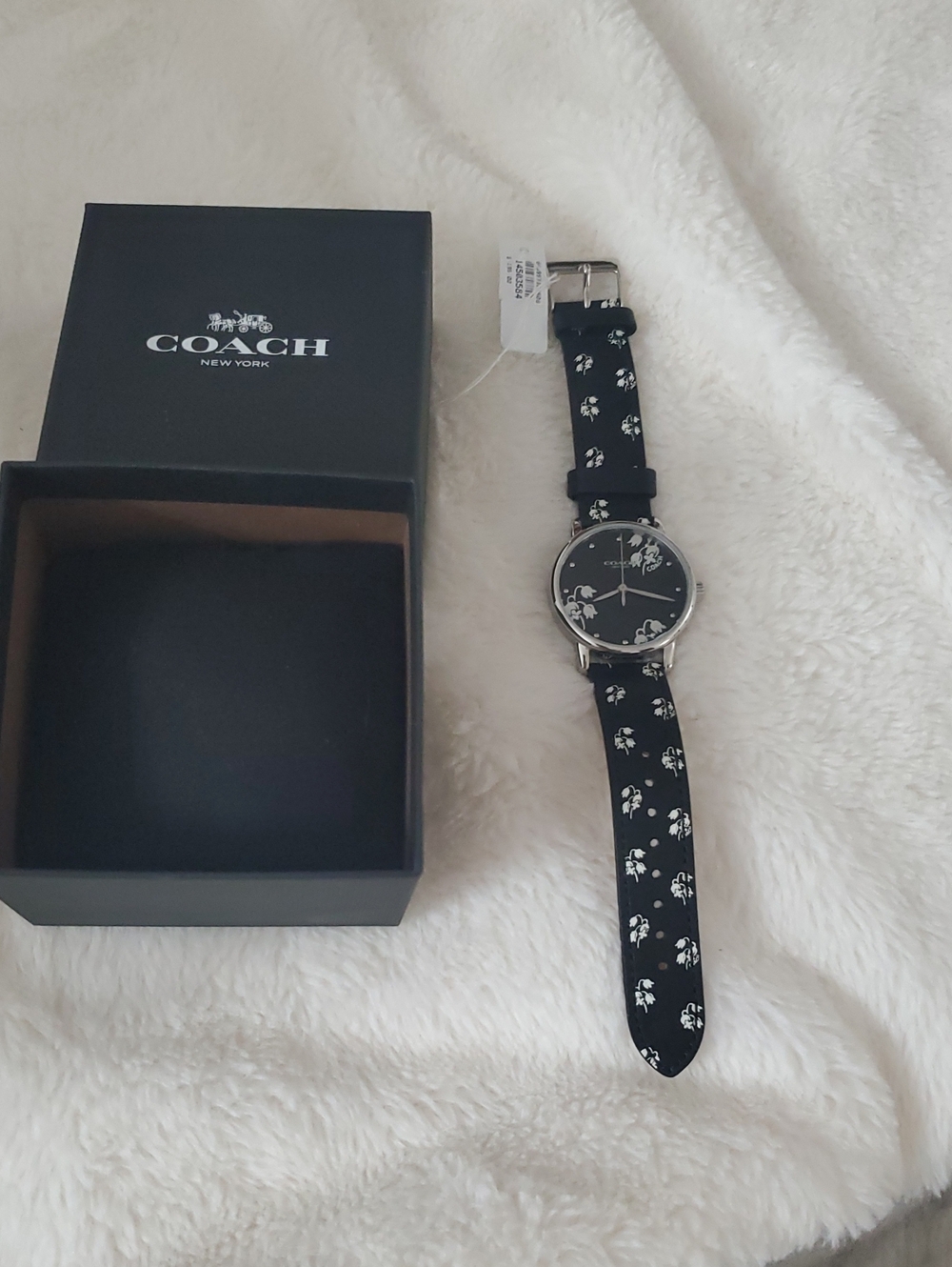 Coach Black Floral Leather Strap Women's Watch, New. Works.